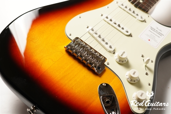 MADE IN JAPAN Traditional II 60s Stratocaster - 3Tone Sunburst